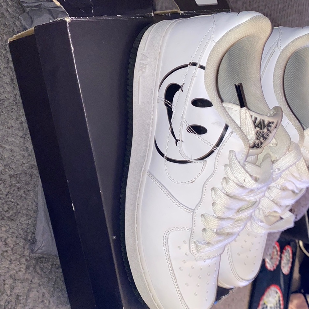 Nike Air Force 1 “have a Nike day”